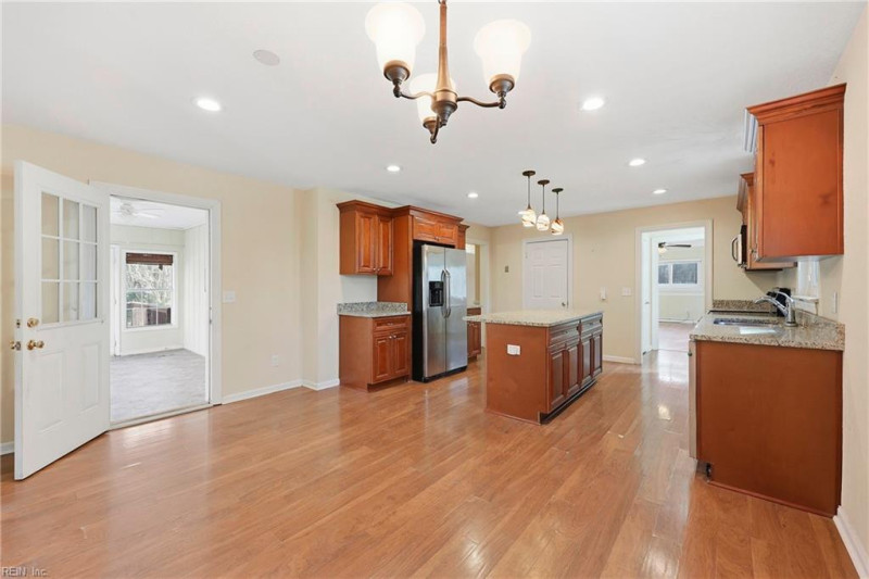 Photo 23 of 36 residential for sale in Hampton virginia