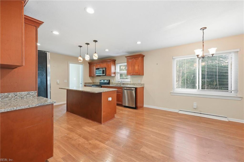 Photo 25 of 36 residential for sale in Hampton virginia