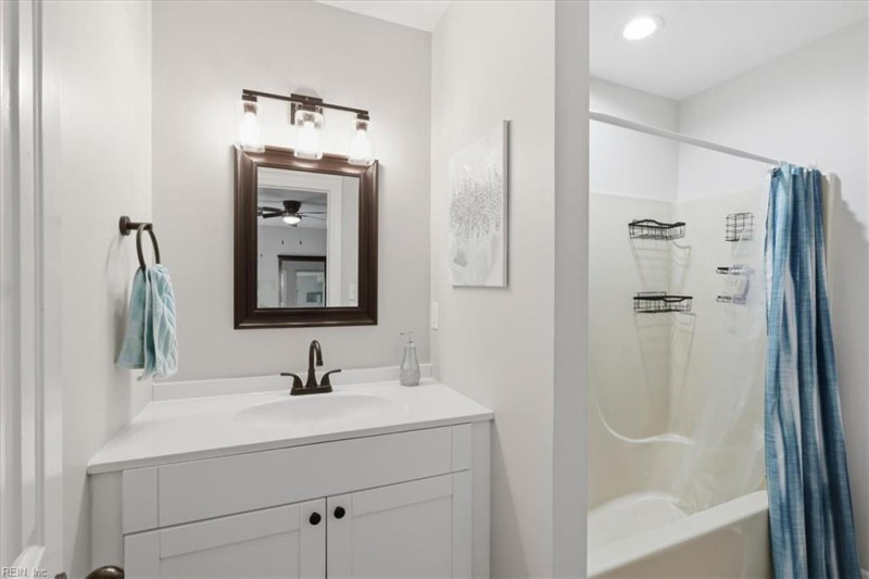 Photo 6 of 42 residential for sale in Suffolk virginia