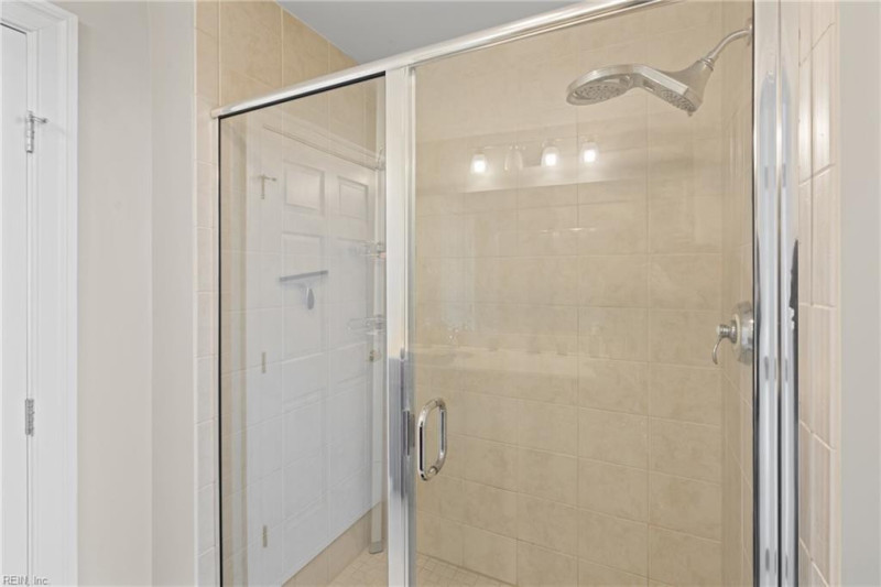 Photo 17 of 45 residential for sale in Norfolk virginia Photo 17 of 45 residential for sale in Norfolk virginia