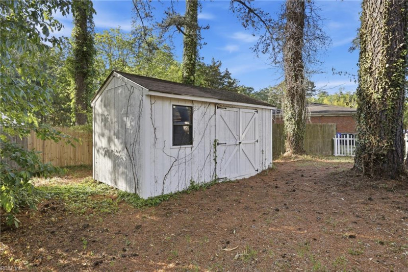 Photo 25 of 27 residential for sale in Norfolk virginia Photo 25 of 27 residential for sale in Norfolk virginia