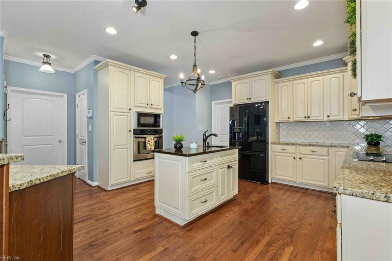 Photo 8 of 49 residential for sale in Suffolk virginia Photo 8 of 49 residential for sale in Suffolk virginia