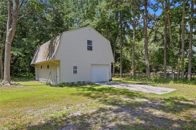 Photo 42 of 47 residential for sale in Isle of Wight County virginia