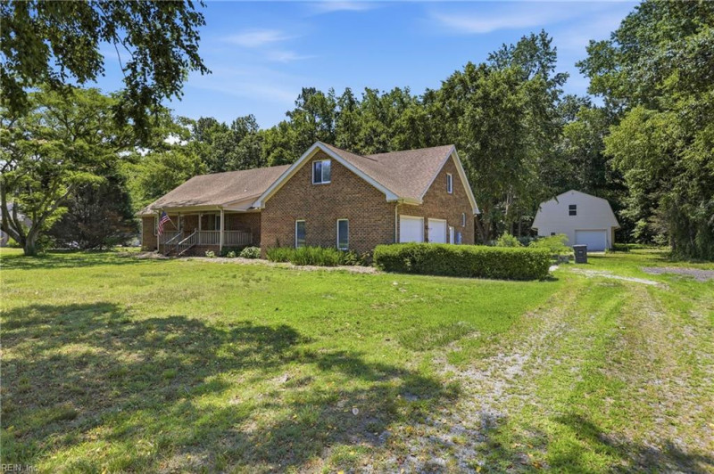 Photo 6 of 47 residential for sale in Isle of Wight County virginia