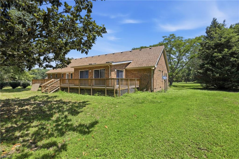 Photo 7 of 47 residential for sale in Isle of Wight County virginia