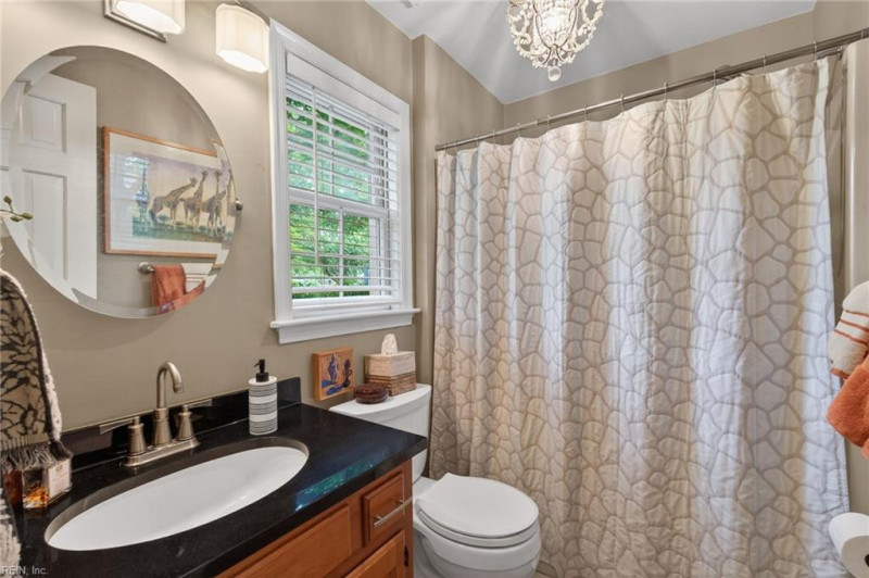 Photo 21 of 43 residential for sale in Virginia Beach virginia