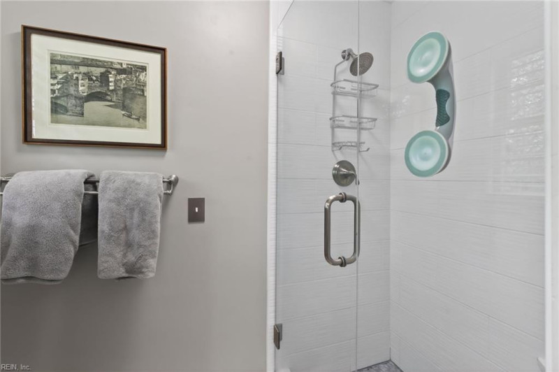 Photo 34 of 43 residential for sale in Virginia Beach virginia
