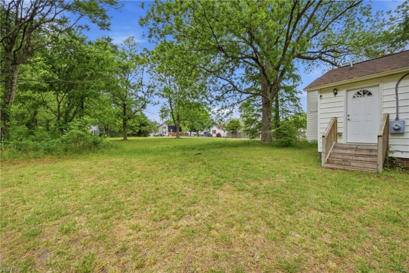 Photo 26 of 28 residential for sale in Chesapeake virginia Photo 26 of 28 residential for sale in Chesapeake virginia