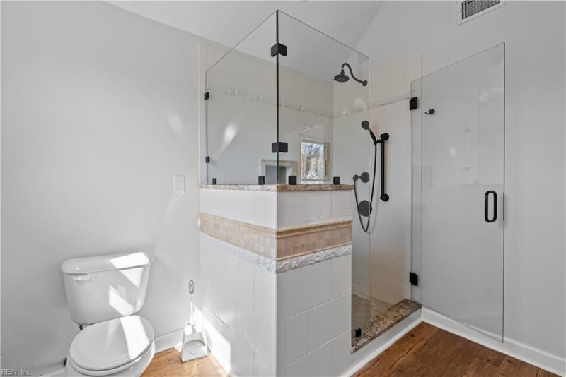 Photo 44 of 50 residential for sale in Norfolk virginia