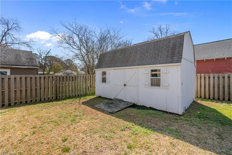 Photo 46 of 50 residential for sale in Norfolk virginia