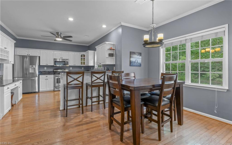 Photo 11 of 44 residential for sale in Virginia Beach virginia