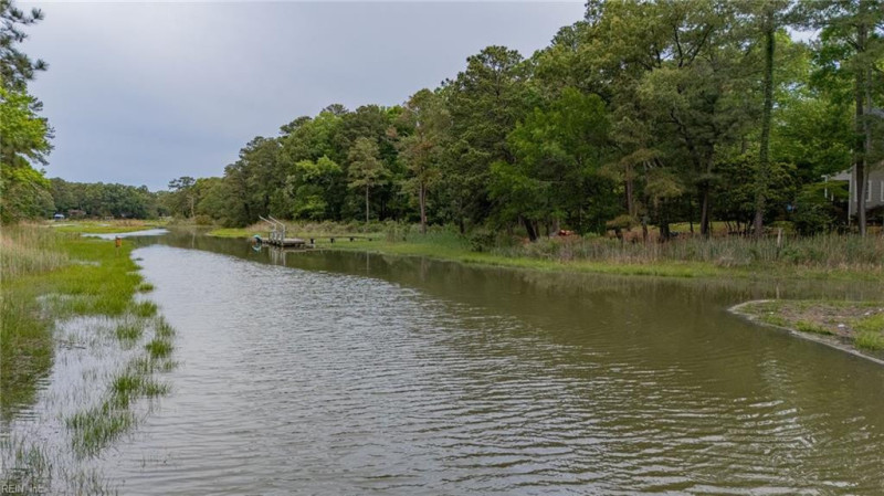 Photo 40 of 44 residential for sale in Virginia Beach virginia