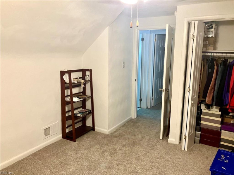 Photo 17 of 23 residential for sale in Virginia Beach virginia