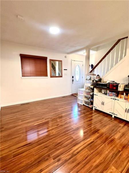 Photo 5 of 23 residential for sale in Virginia Beach virginia