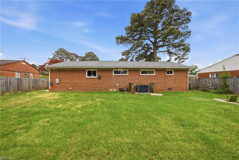 Photo 34 of 41 residential for sale in Norfolk virginia Photo 34 of 41 residential for sale in Norfolk virginia