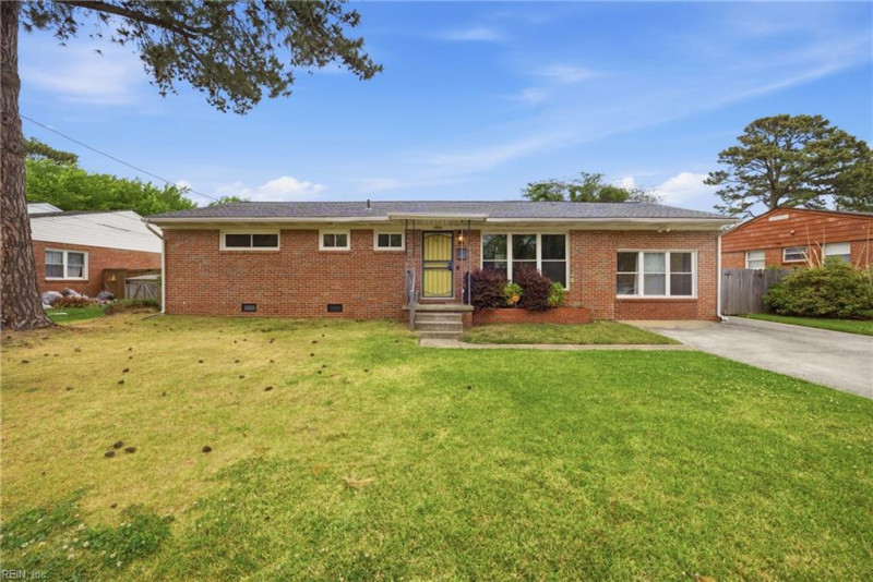 Photo 4 of 41 residential for sale in Norfolk virginia Photo 4 of 41 residential for sale in Norfolk virginia