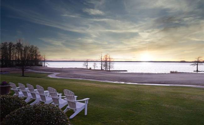 2114 Hornes Lake Road, James City County, VA 23185