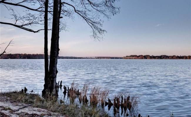 2114 Hornes Lake Road, James City County, VA 23185