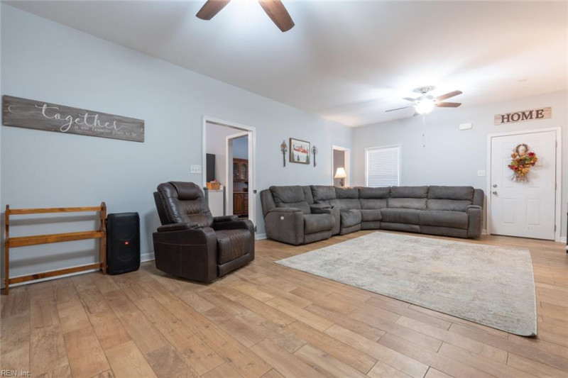 Photo 25 of 50 residential for sale in Southampton County virginia