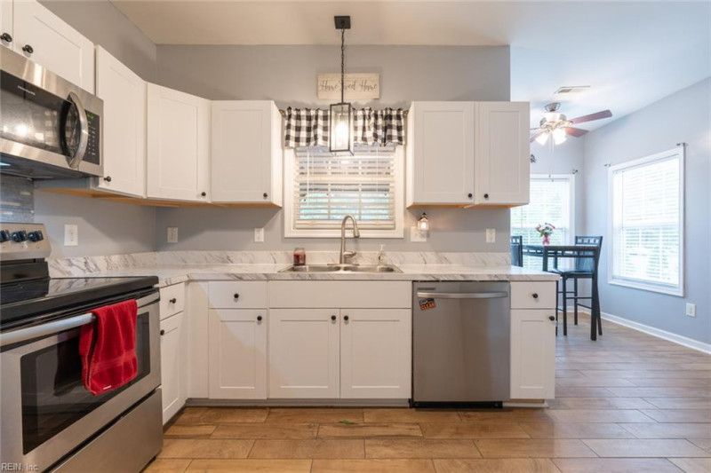 Photo 28 of 50 residential for sale in Southampton County virginia