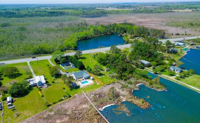 3611 Caratoke Highway, Currituck County, NC 27956