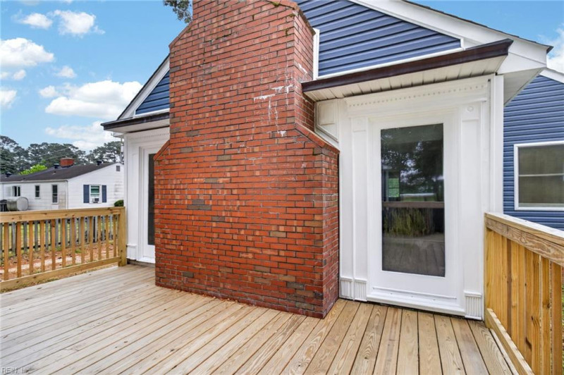Photo 25 of 28 residential for sale in Chesapeake virginia