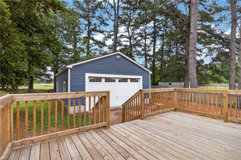 Photo 26 of 28 residential for sale in Chesapeake virginia