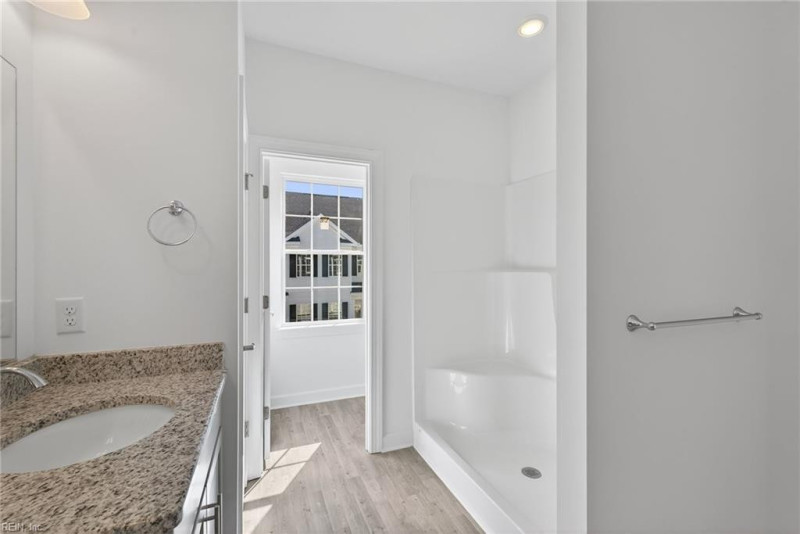Photo 16 of 28 residential for sale in Chesapeake virginia