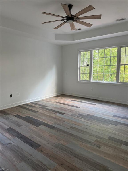 Photo 33 of 46 residential for sale in Chesapeake virginia