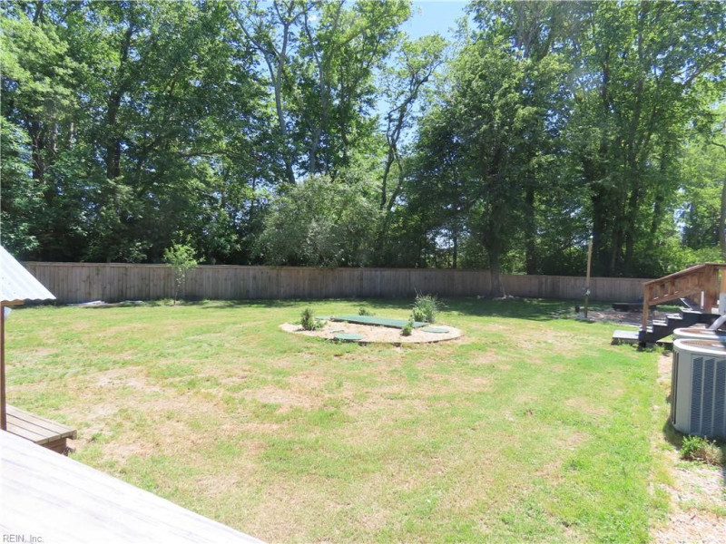 Photo 9 of 46 residential for sale in Chesapeake virginia
