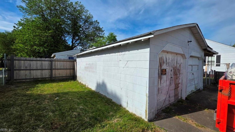 Photo 20 of 20 residential for sale in Chesapeake virginia
