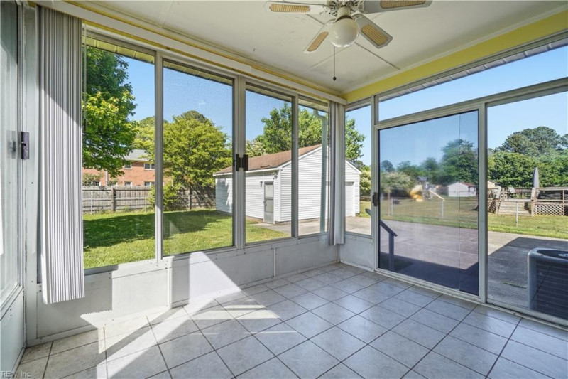 Photo 14 of 45 residential for sale in Portsmouth virginia