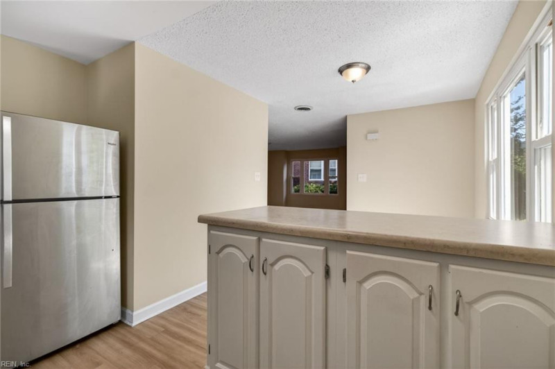 Photo 13 of 25 residential for sale in Norfolk virginia