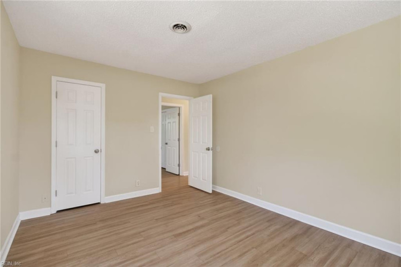 Photo 15 of 25 residential for sale in Norfolk virginia