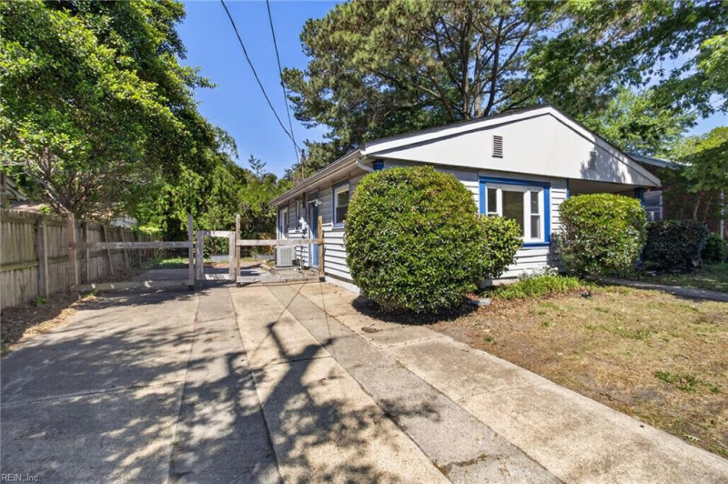 Photo 22 of 25 residential for sale in Norfolk virginia