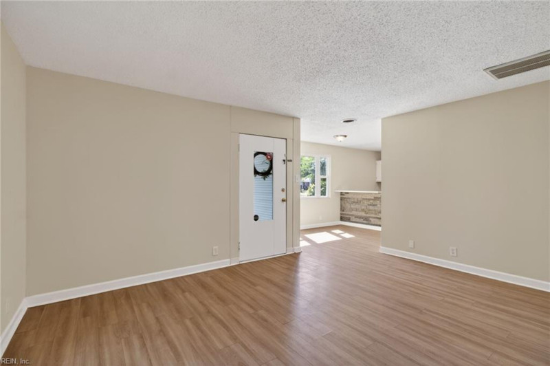 Photo 5 of 25 residential for sale in Norfolk virginia