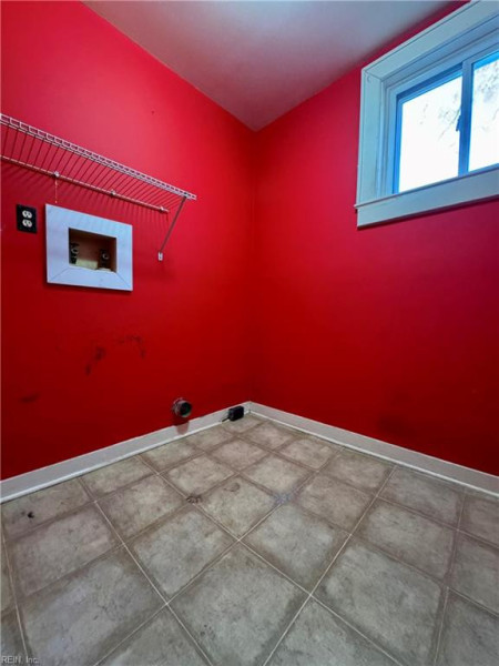 Photo 10 of 33 residential for sale in Hampton virginia