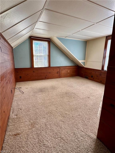 Photo 19 of 33 residential for sale in Hampton virginia