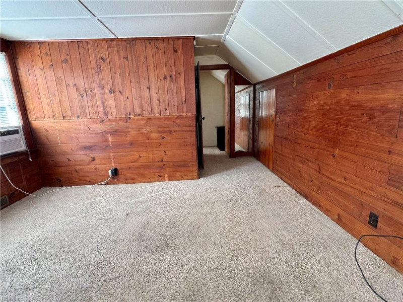 Photo 20 of 33 residential for sale in Hampton virginia