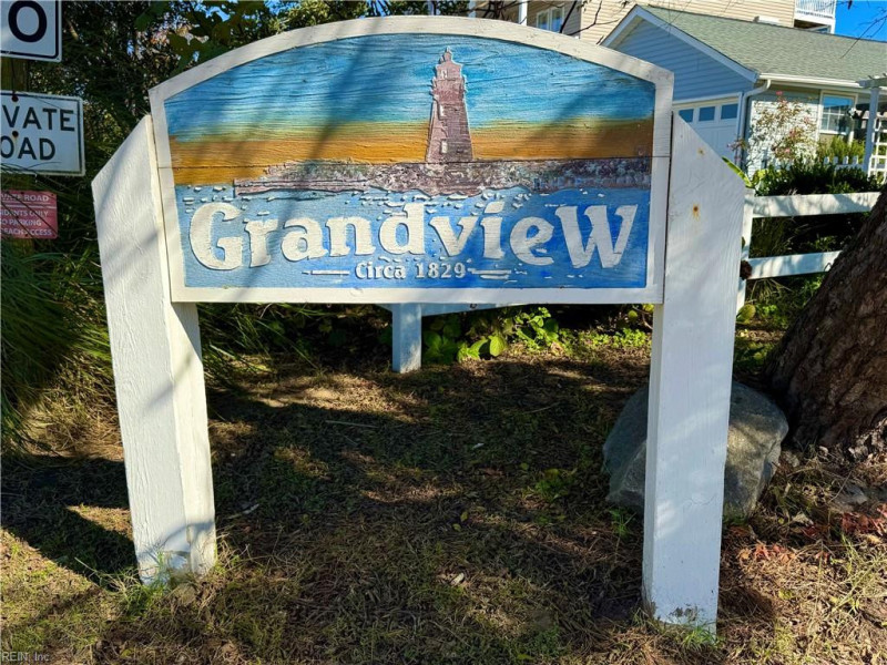 Photo 22 of 33 residential for sale in Hampton virginia