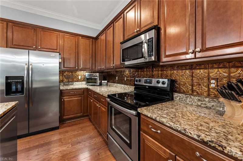 Photo 11 of 43 residential for sale in New Kent County virginia