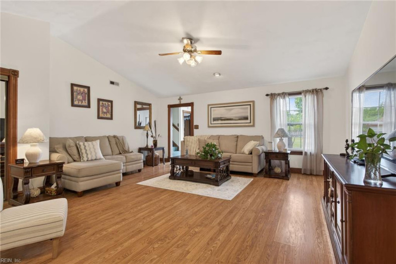 Photo 13 of 50 residential for sale in Chesapeake virginia Photo 13 of 50 residential for sale in Chesapeake virginia