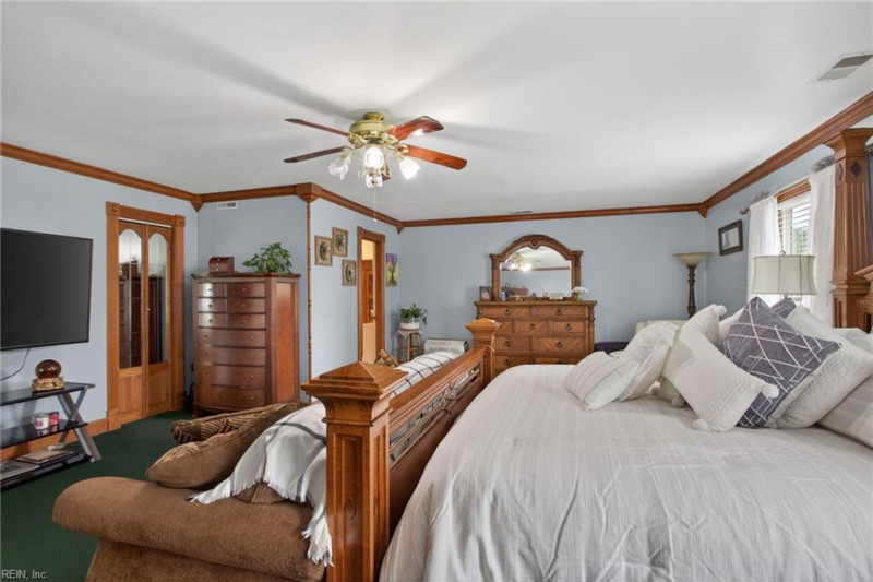 Photo 33 of 50 residential for sale in Chesapeake virginia Photo 33 of 50 residential for sale in Chesapeake virginia