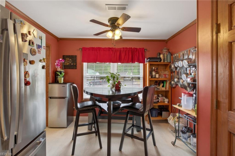 Photo 7 of 50 residential for sale in Chesapeake virginia Photo 7 of 50 residential for sale in Chesapeake virginia