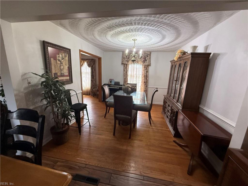 Photo 5 of 46 residential for sale in Chesapeake virginia Photo 5 of 46 residential for sale in Chesapeake virginia