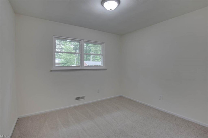 Photo 27 of 33 residential for sale in Newport News virginia