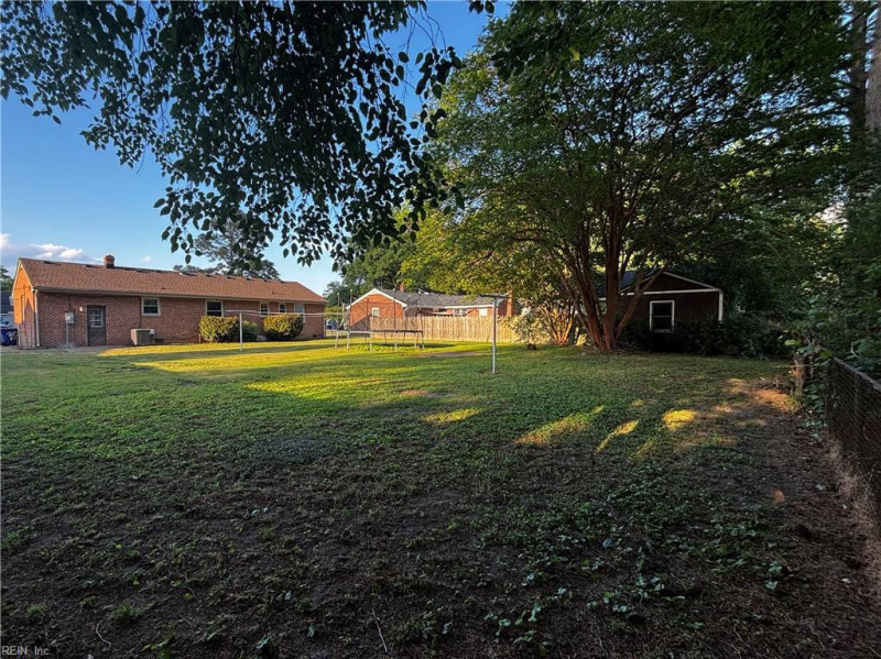 Photo 11 of 15 residential for sale in Portsmouth virginia Photo 11 of 15 residential for sale in Portsmouth virginia