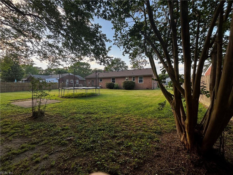 Photo 12 of 15 residential for sale in Portsmouth virginia Photo 12 of 15 residential for sale in Portsmouth virginia