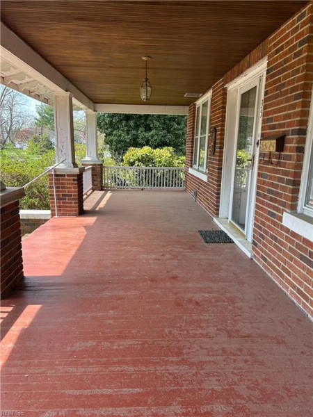 Photo 2 of 27 residential for sale in Accomack County virginia