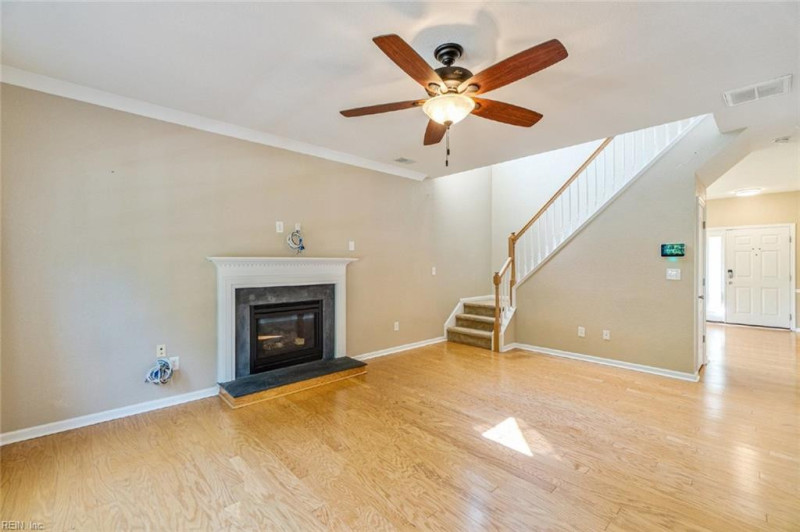 Photo 12 of 38 residential for sale in Suffolk virginia